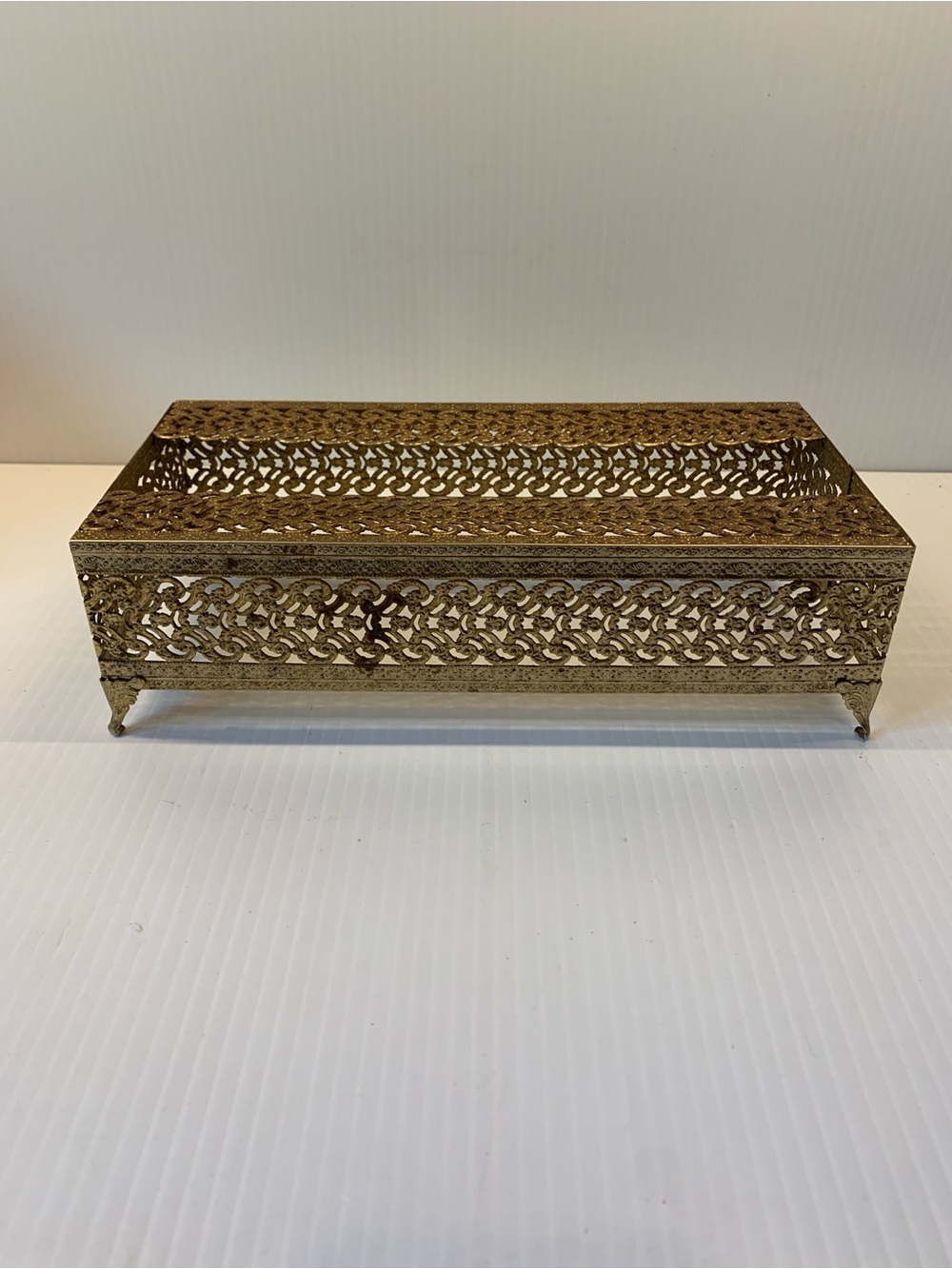 Ornate Filigree Metal Decorative Kleenex box - Gold Tone